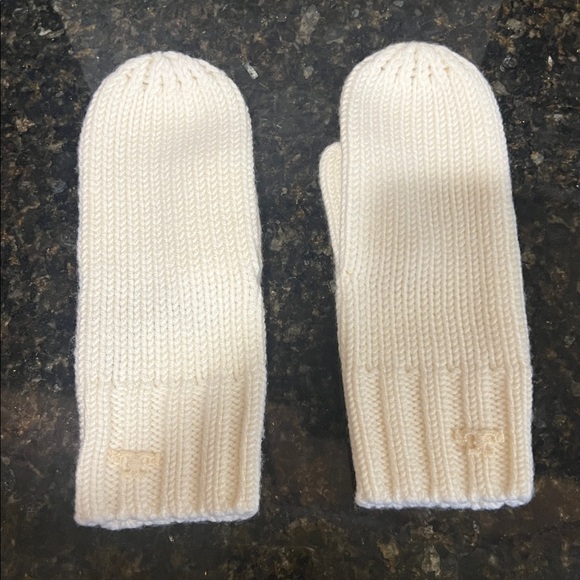Tory Burch Cream Knit Hat and Mittens Set - Picture 9 of 14